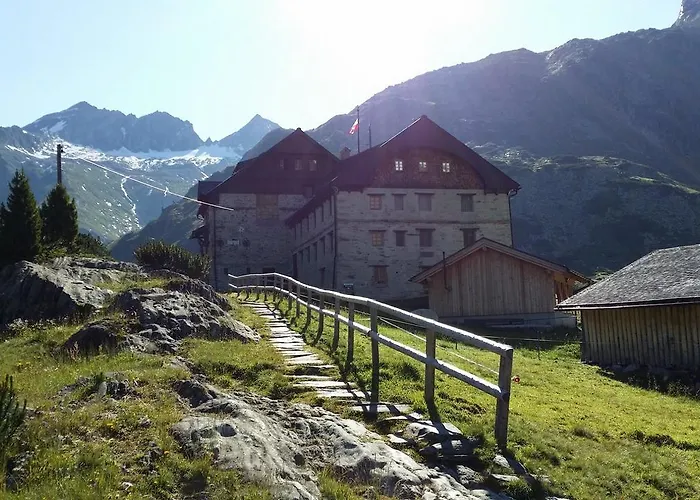 アパート Schweng